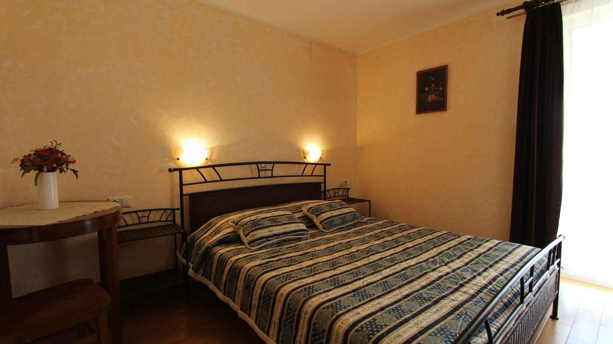Malinska, Primorje-gorski Kotar 20 *